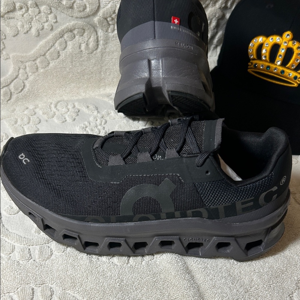 Women's Black and Gray Athletic Shoes